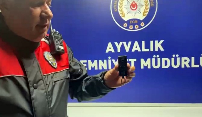 Anahtarlık şeklinde tabanca ele geçirildi