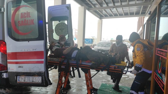 Konya'da işçi servisleri çarpıştı! Yaralılar var