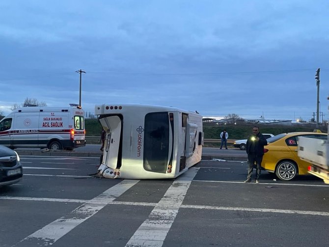 Zincirleme kazada 6 kişi yaralandı