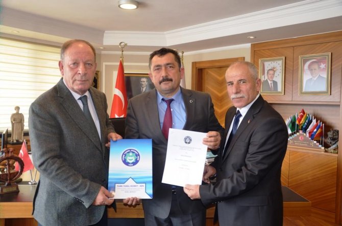 Başkan Oprukçu sendika ile imzaları attı