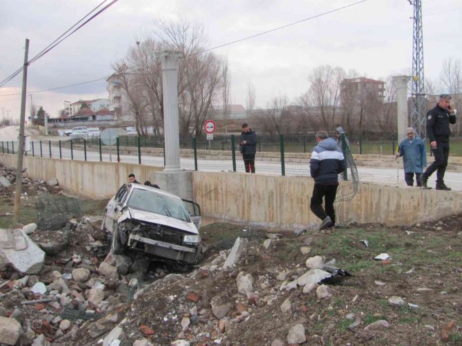 Cenazeye giderken kaza yaptılar: 6 yaralı