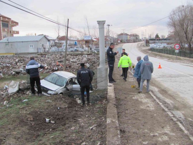 Cenazeye giderken kaza yaptılar: 6 yaralı
