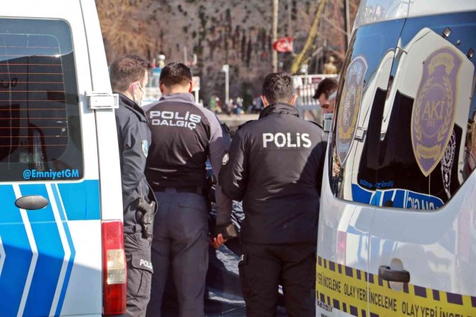 Kayıp oğlunun öldüğünü duyan annenin feryadı yürekleri yaktı