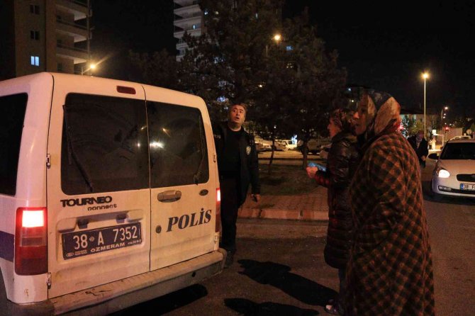 Oğlu gözaltına alınan kadın: "Yapanı alın, oğlumu götürmeyin"