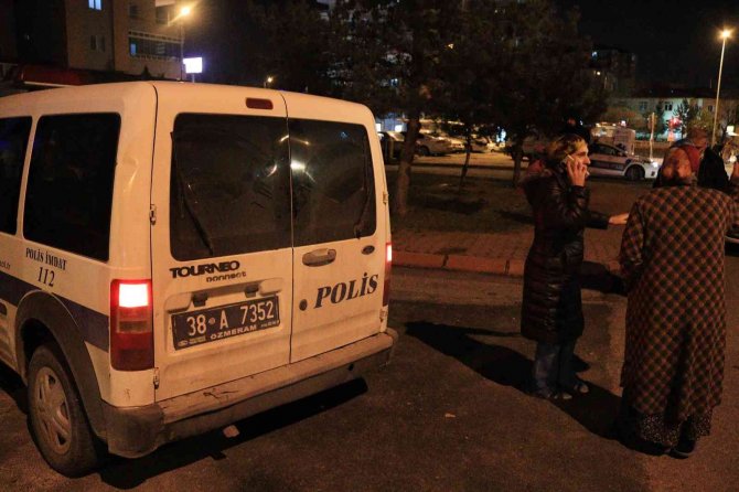 Oğlu gözaltına alınan kadın: "Yapanı alın, oğlumu götürmeyin"