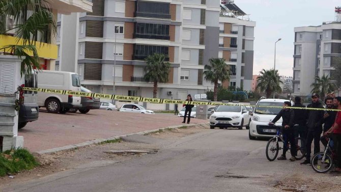 Tamire götürülsün diye verdiği aracını alamayınca 30 metrelik baz istasyonuna ikinci kez çıktı