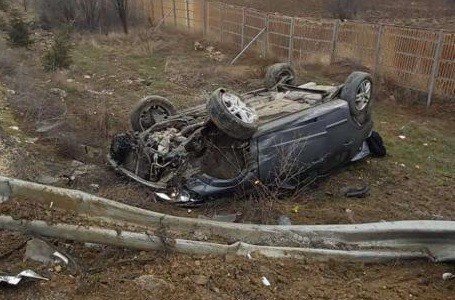 Bilecik’te otomobil şarampole uçtu: 5 yaralı