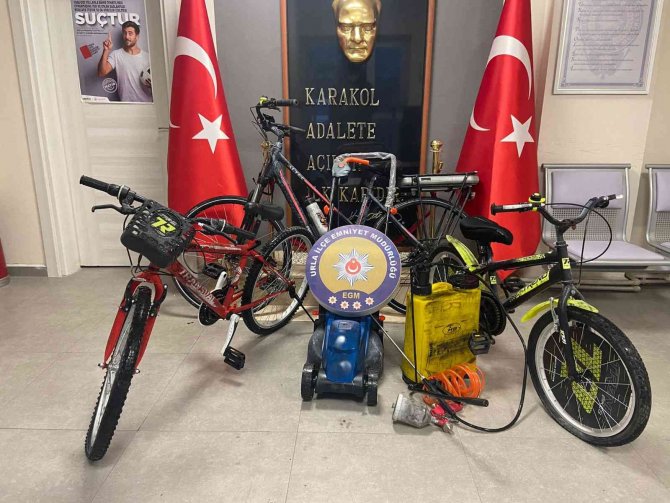 İzmir’de hırsızlar, evde uyuşturucu maddesi kullanırken kıskıvrak yakalandı