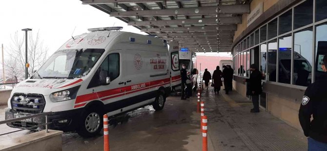 12 kişi metil alkolden zehirlendi