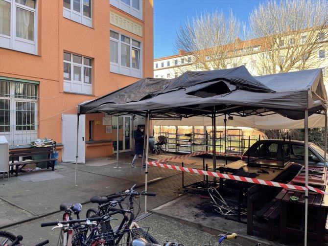 Berlin'de bir camiye kundaklama girişimi