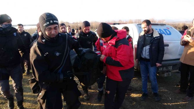 Karasu Nehri’ne düşen Yağmur’un cesedi 14’üncü günde bulundu