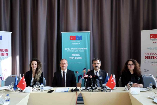 “Kayıt dışı istihdamda erkekler yüzde 22, kadınlar ise yüzde 33’te”