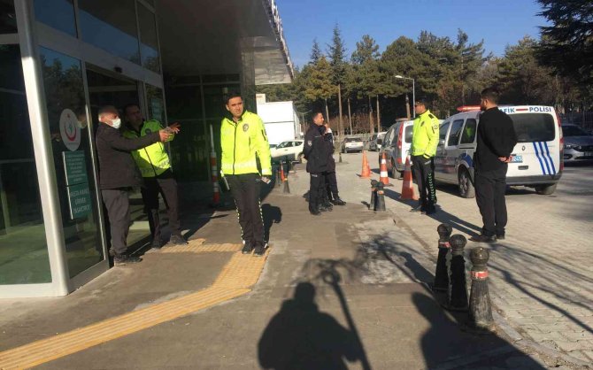 Konya’da cip, gence çarptı