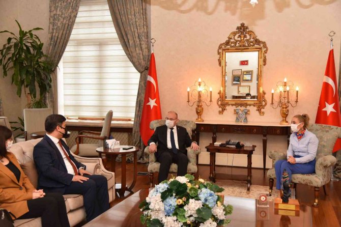 Türkiye’nin olimpiyat madalyasını kazanan ilk kadın sporcusu Manisa’da