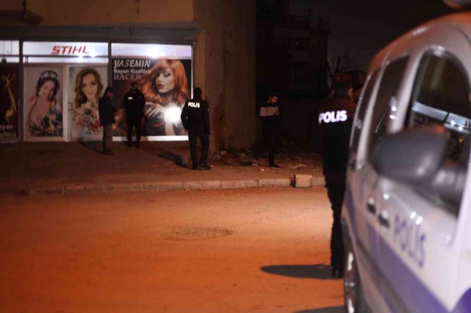 Boşanma aşamasındaki karısını öldürdü, hastanede yakalandı