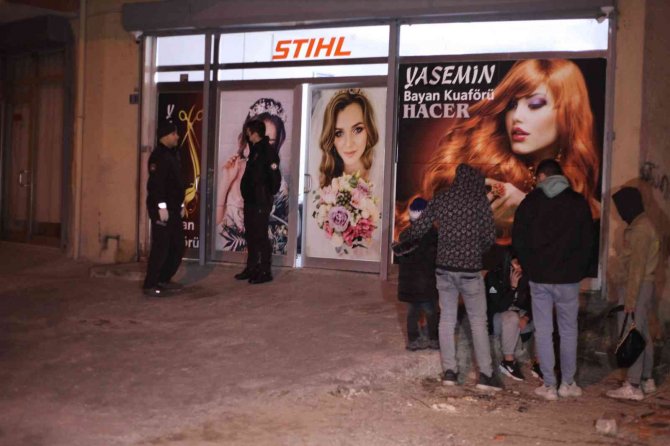 Boşanma aşamasındaki karısını öldürdü, hastanede yakalandı