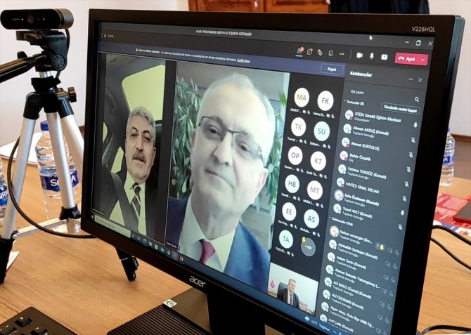 Kamu çalışanlarına 