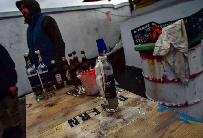 Lviv’de sivillere molotof yapma eğitimi veriliyor