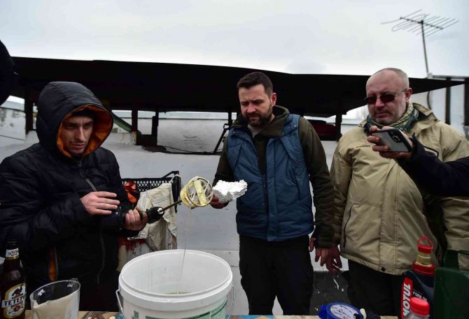 Lviv’de sivillere molotof yapma eğitimi veriliyor