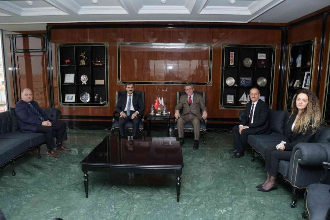 “Amaç kadınları iş piyasasında ayakta tutmak”