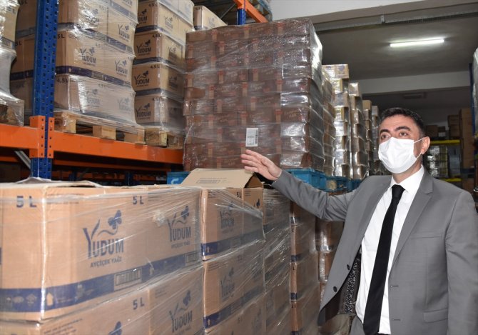 Vali, "stokçuluk" ve "fahiş fiyat" denetimine katıldı