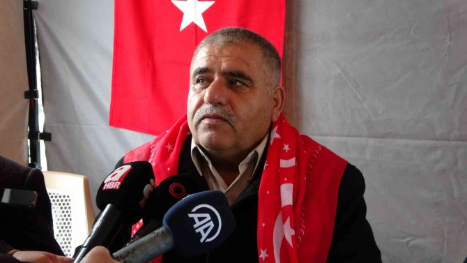 Muşlu annelerin kar altında evlat nöbeti