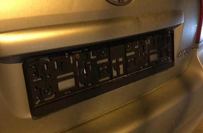 Plakaların asıl düşme sebebi dikkatsiz araç kullanımı