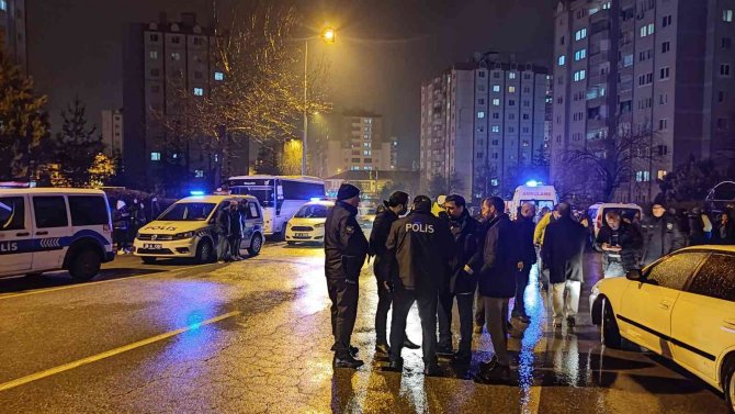 Sinir krizi geçiren şahıs evini ateşe verdi