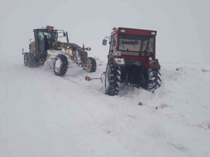 56 köy yolu ulaşıma kapandı