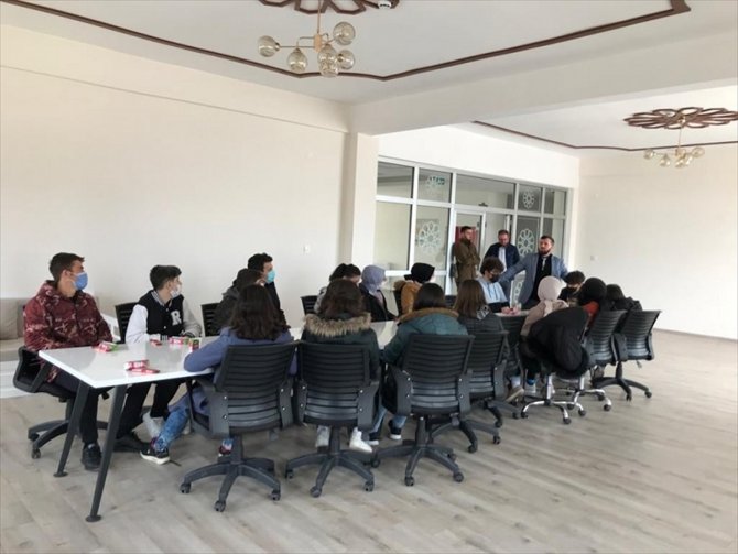 Öğrencilere değerler eğitimi verildi