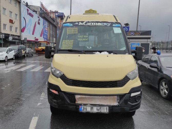 Engelli çocuğuyla annesini almak istemeyen sürücüye ceza