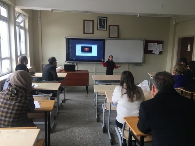 İstiklal Marşını en güzel okudu ödülü kaptı