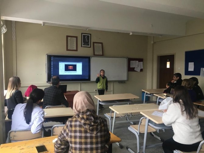 İstiklal Marşını en güzel okudu ödülü kaptı