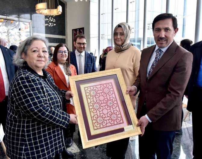 Karatay Belediyesi'nde “Selçuklu Geometrik Motifler Sergisi”