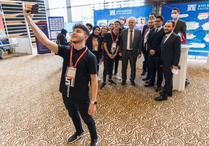 KTO Karatay Üniversitesi tanıtım günlerinde üniversite adaylarıyla buluştu