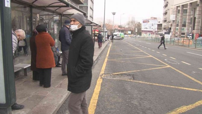 Otobüs şoförleri kontak kapattı, halk mağdur oldu!