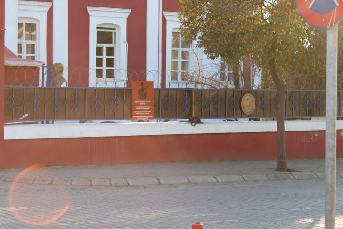 Askerlik Şubesi önünde şüpheli çanta paniği