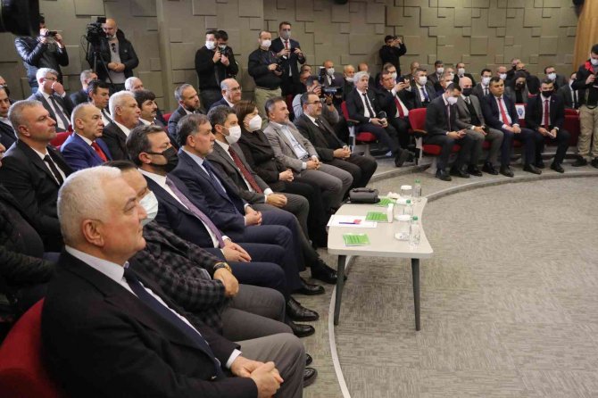 Bakan Kirisci: "Önce kendi insanımızı doyuracağız"