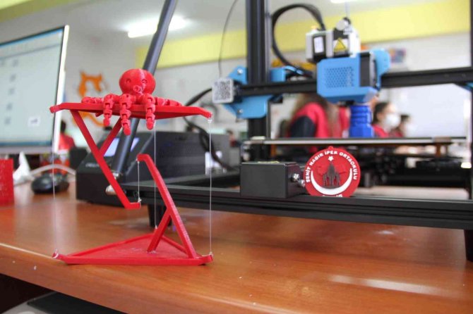 Elazığ’da ’Bilişim Teknolojileri Sınıfı’ açıldı