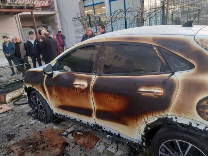 Fethiye’de mobilya atölyesi yandı