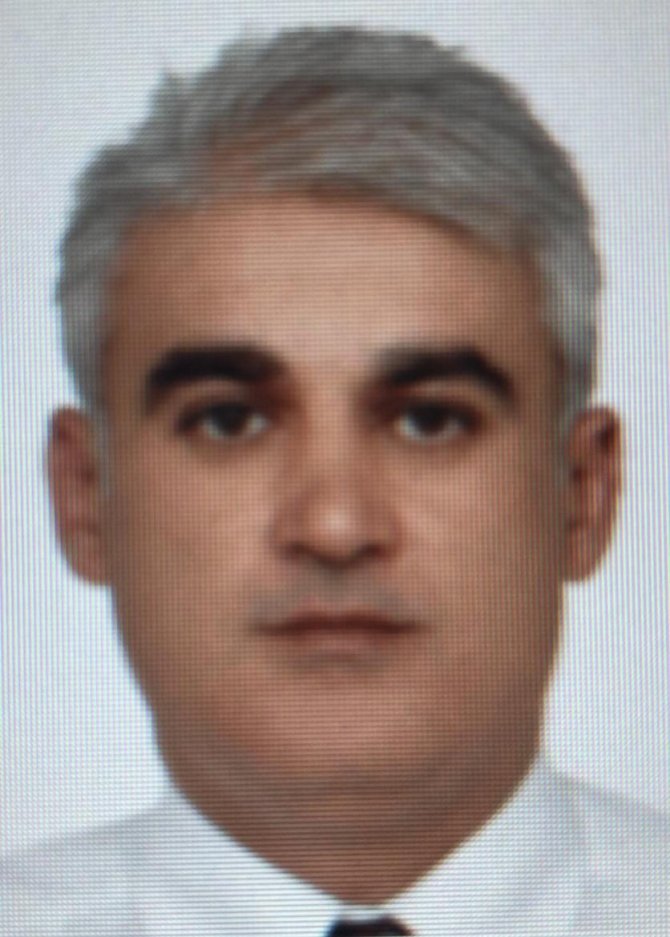 Görevi başında kalp krizi geçiren polis hastanede hayatını kaybetti