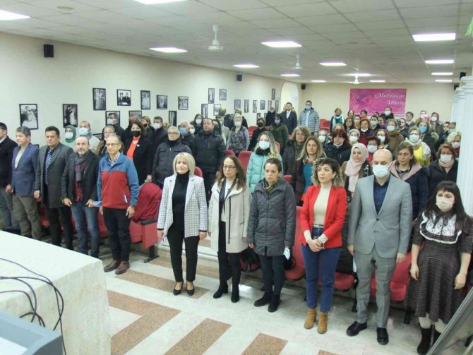 Kadına yönelik şiddetle mücadeleye dikkat çektiler