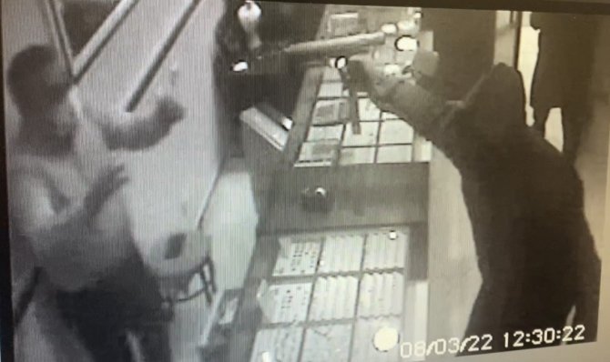 Milyonluk kuyumcu soygunu