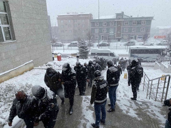 Usulsüz engelli raporu sağlayan 67 şüpheli adliyeye sevk edildi