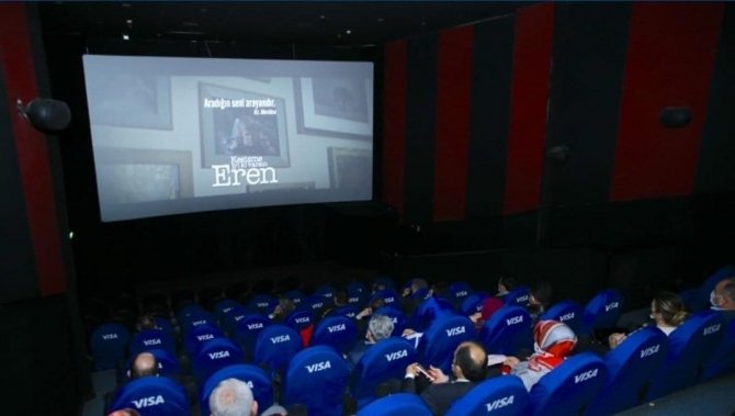 9 bin öğrenci sinema salonunda tarihe tanıklık etti