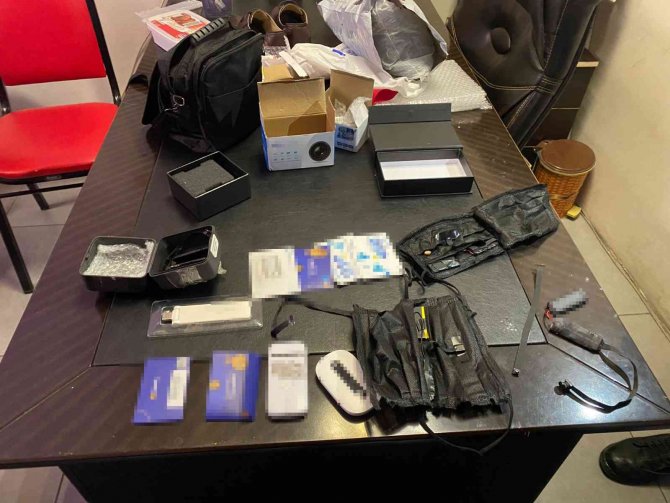 Ehliyet ve SRC sınavlarına özel kopya düzeneği hazırlıyorlarmış