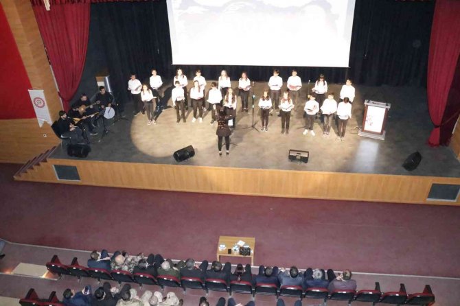 İstiklal Marşı’nın kabulü ve Mehmet Akif Ersoy’u anma günü kutlandı