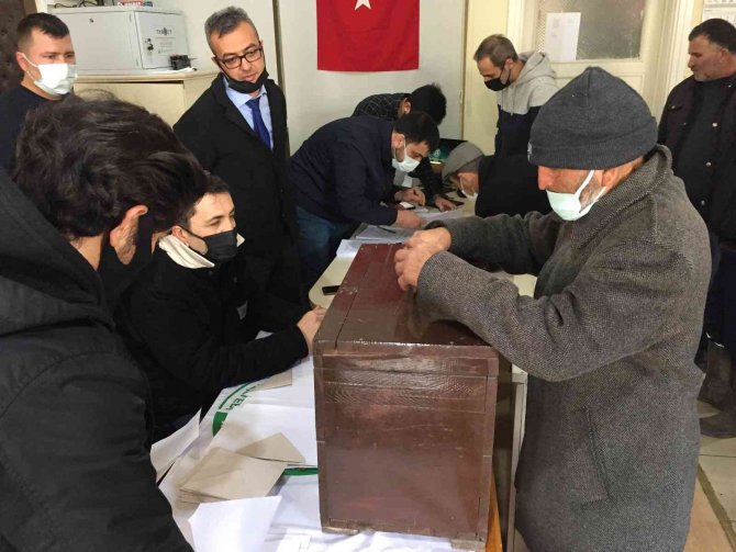 Kulu’da Tarım Kredi Kooperatifi’nde Orhan güven tazeledi