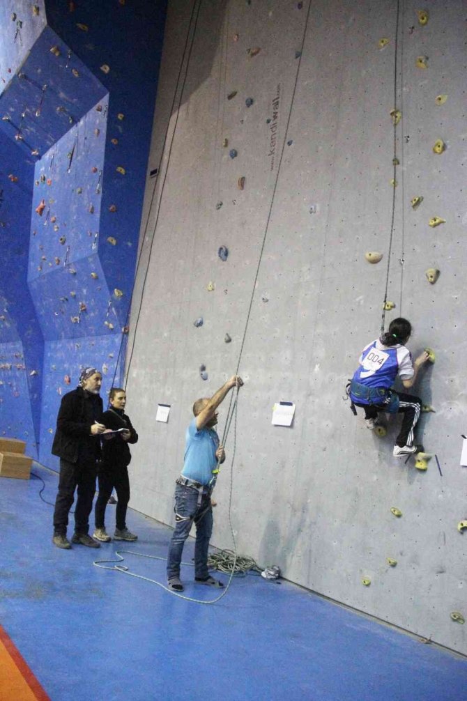 Sivas’ta genç dağcıların sayısı artıyor