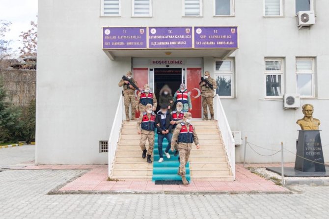 Terör örgütü PKK’ya yardım ve yataklık eden 2 kişi yakalandı